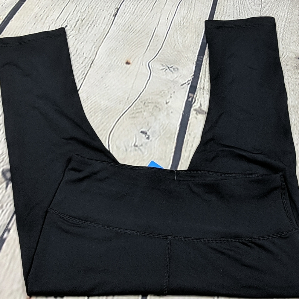 NWT Christopher & banks Capri leggings